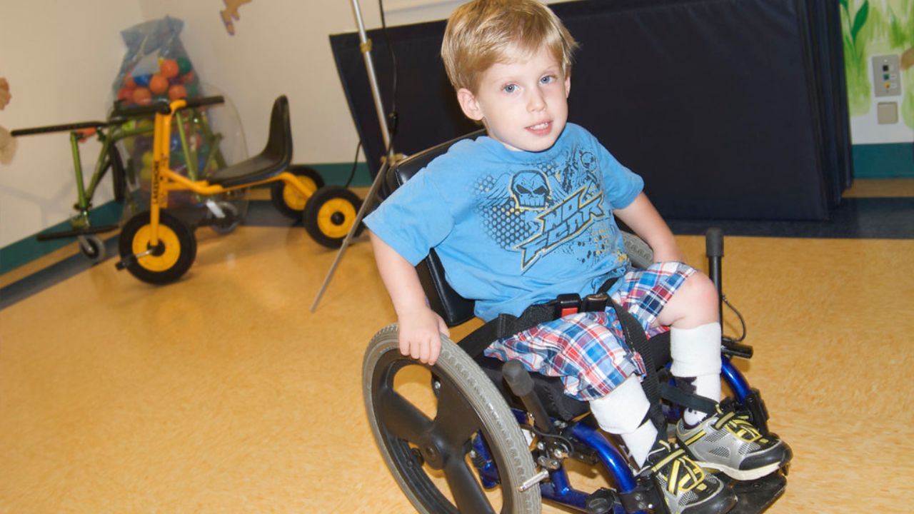 Top 10 Pediatric Therapists Mastering Mobility Training for Special Needs Kids